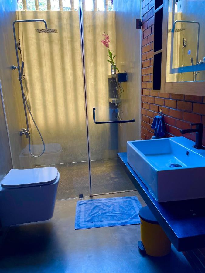 Negombo Morawala Beach Villa エクステリア 写真